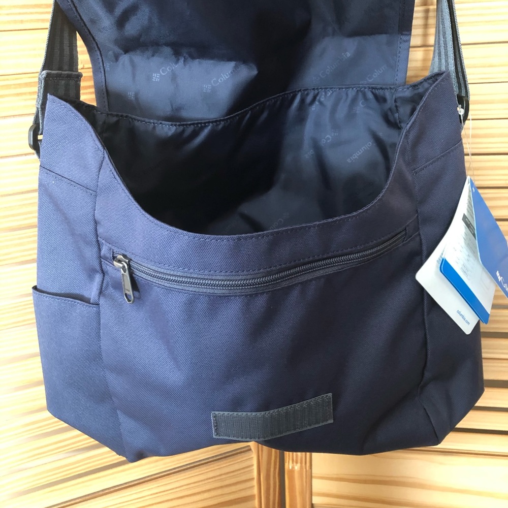 Columbia Messenger Bag